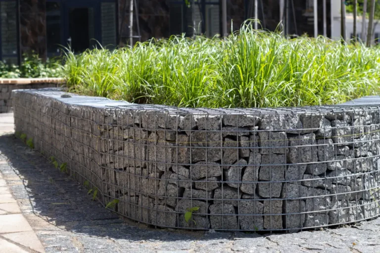 Gabion Walls in Ipswich Gardens: Retaining, Raised Beds, and Boundaries